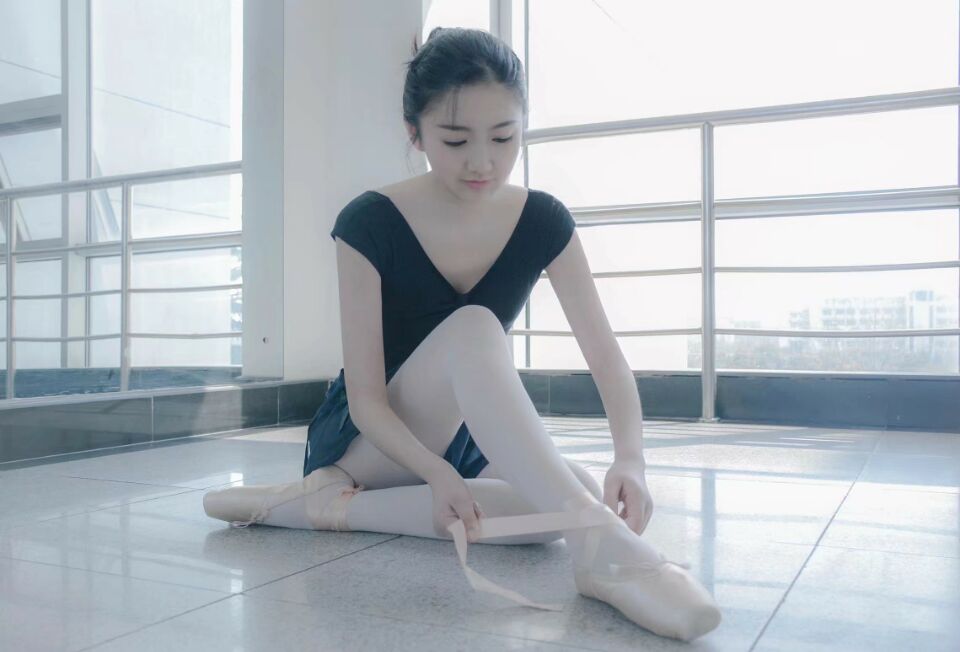 刘艺1.jpg 刘艺1.jpg