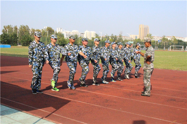 第二段后(2).jpg 第二段后(2).jpg