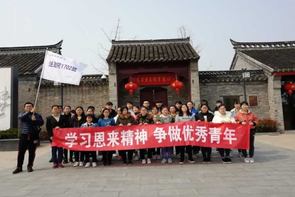 合影1.jpg
